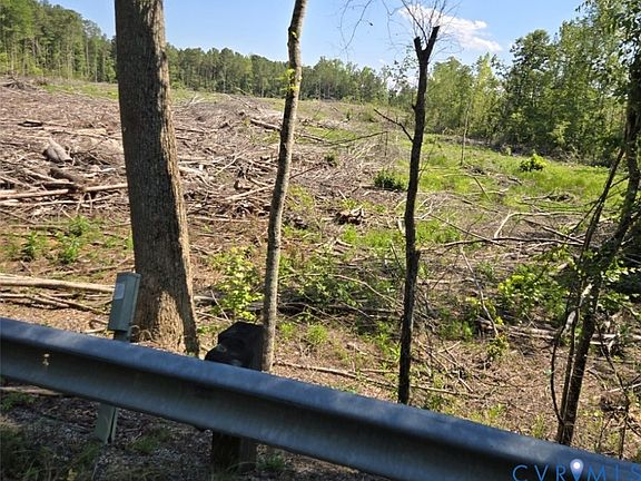 3rd image of 4801 Cattail Rd