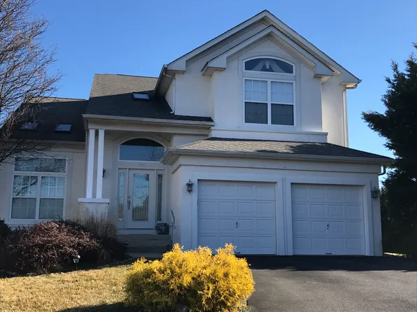 563 Tori Ct, New Hope, PA 18938