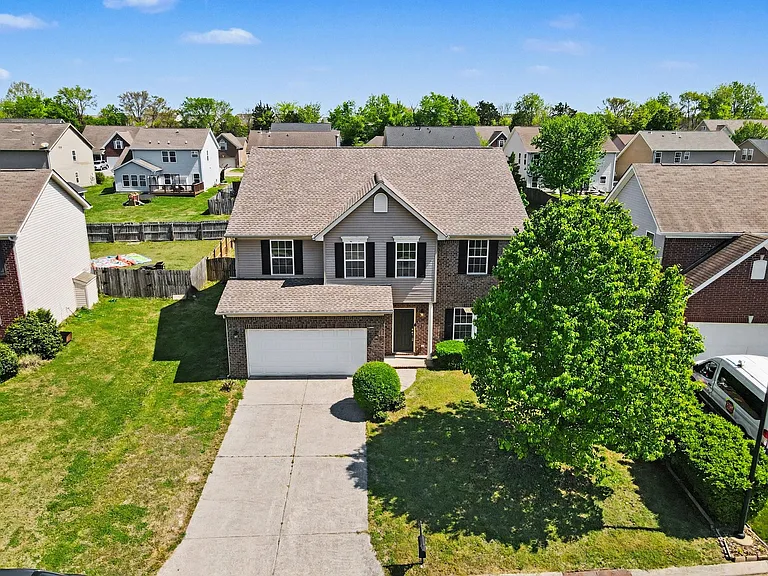 1042 Countess Ln — Photo 29