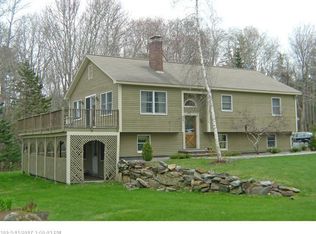 16 Farnham Point Rd, East Boothbay, ME 04544