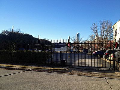4th image of 1717 S Ervay St APT 204