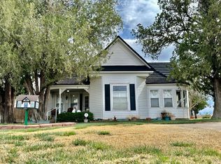102 SE 5th St, Tulia, TX 79088