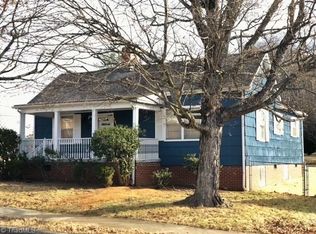 103 S 5th Ave, Madison, NC 27027