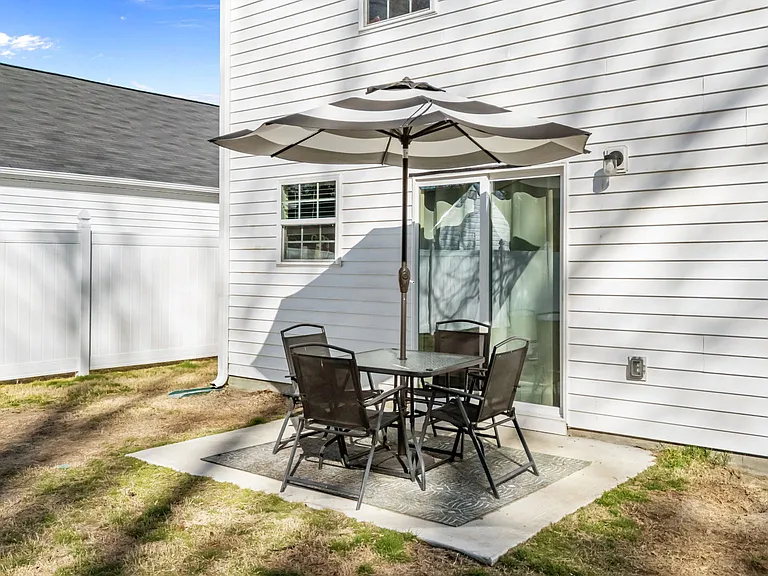 1328 S Wilshire Ct — Photo 11
