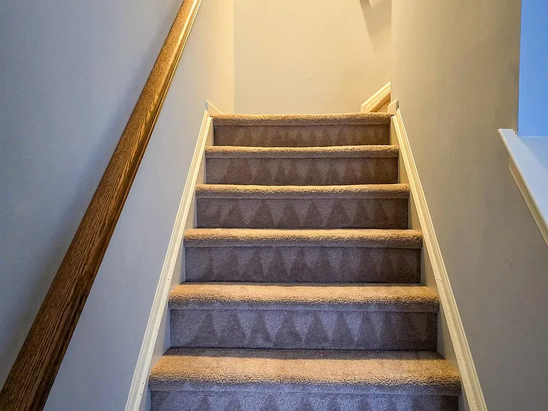 6419 Creekbend Dr — Photo 38