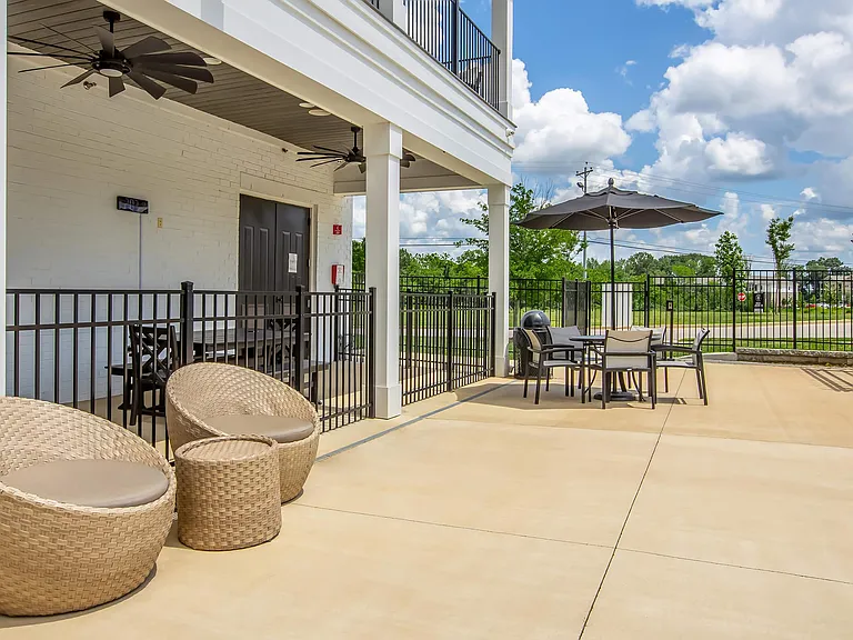 Southaven at Commonwealth — Photo 12