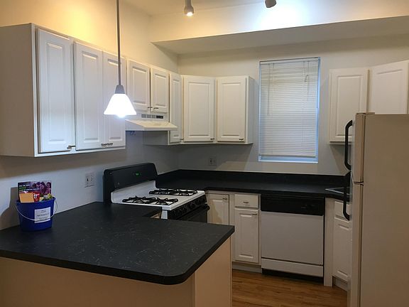 2nd image of 4201 N Winchester Ave #G