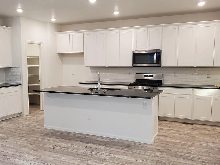 11393 Iron Ore Ct — Photo 4