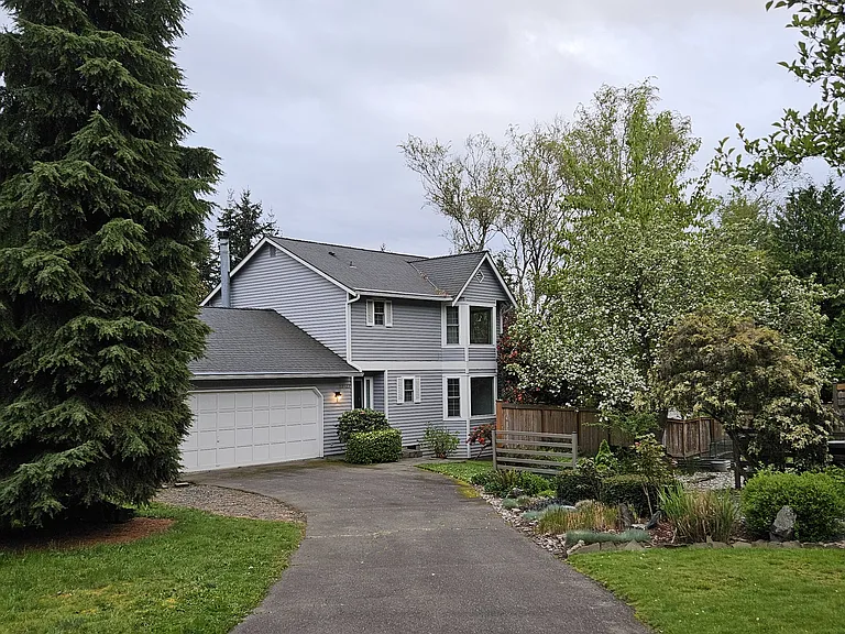 12122 93rd Ave NE — Photo 1