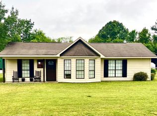 3947 Henry Ct, Millbrook, AL 36054