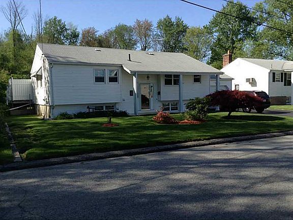 2nd image of 39 Rosemont Ave