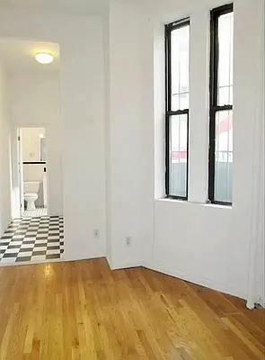 Rented by CitySites Real Estate Group | media 2