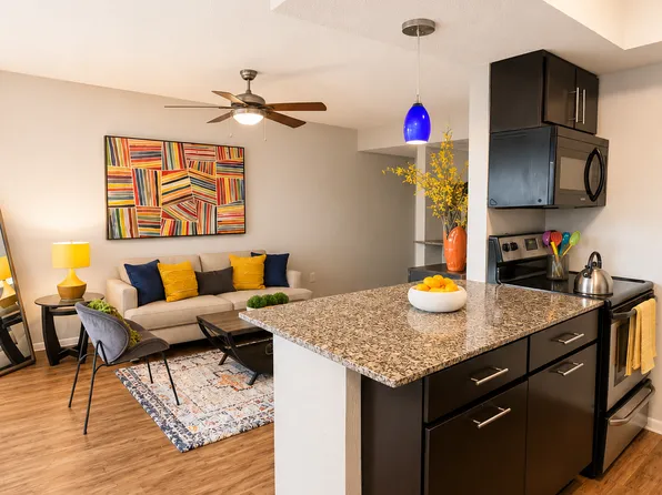 Element Austin Apartments