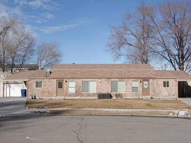 1181 E 7450 S — Photo 14