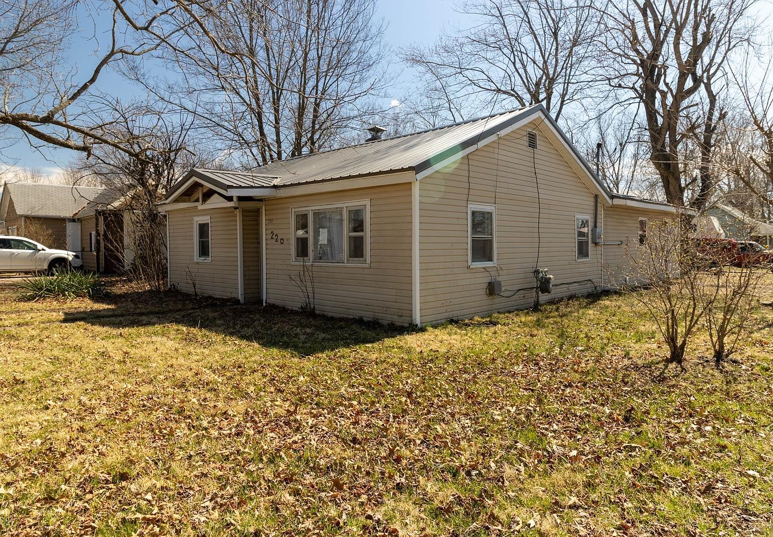 220 Parker Ln, Saint James, MO 65559 Zillow