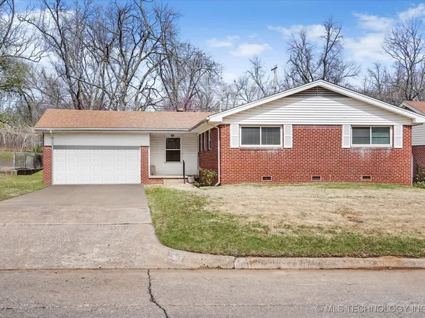 2467 E 54th St, Tulsa, OK 74105