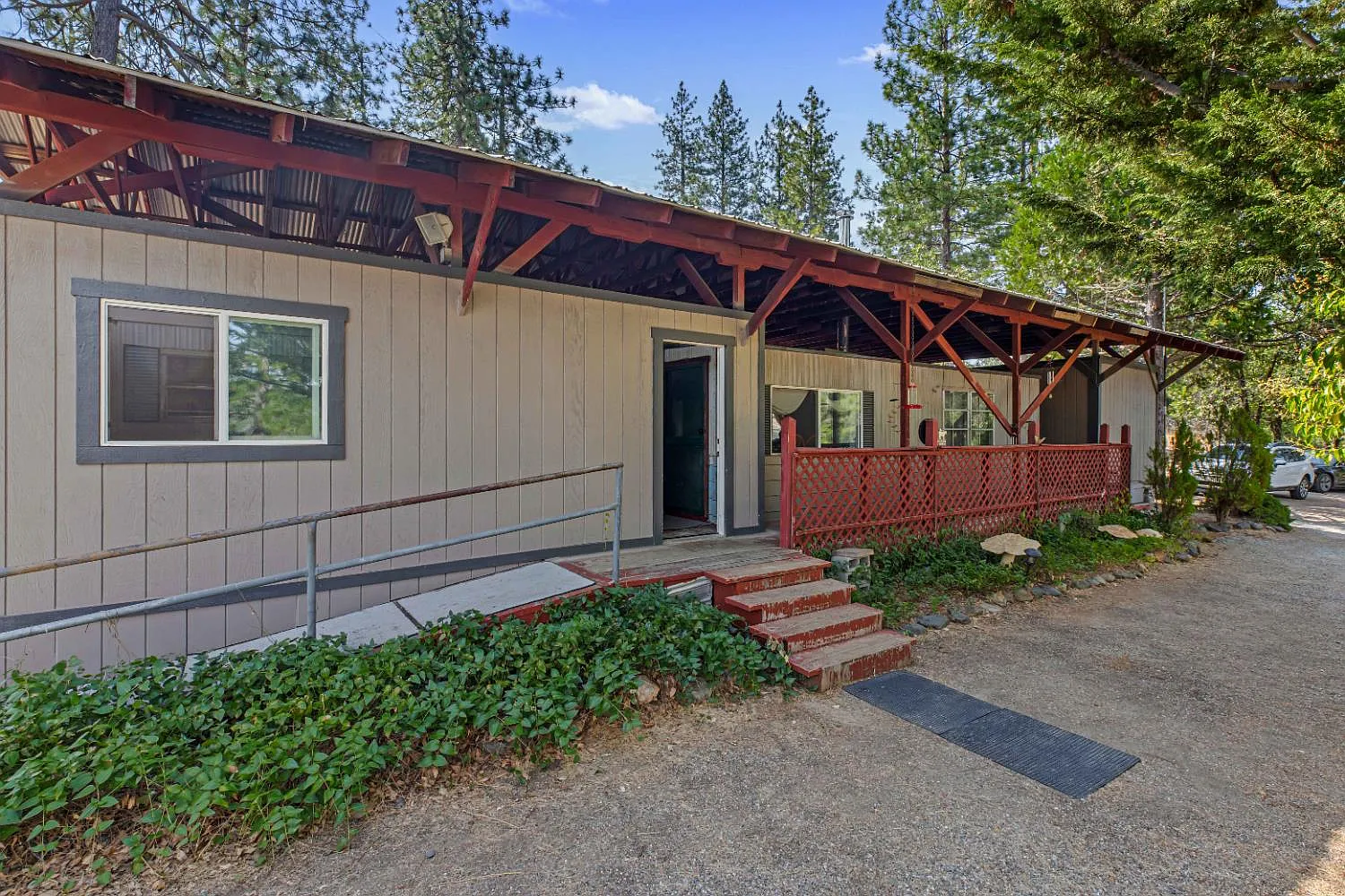 6314 Dogtown Rd photo 1