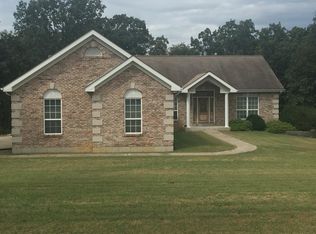 1823 Penny Royal Ln, Wentzville, MO 63385