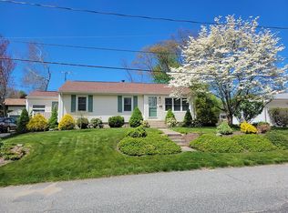 13 Mulberry Cir, Johnston, RI 02919