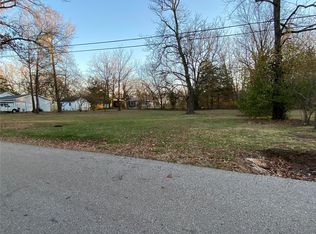 122 Anna St, Saint James, MO 65559