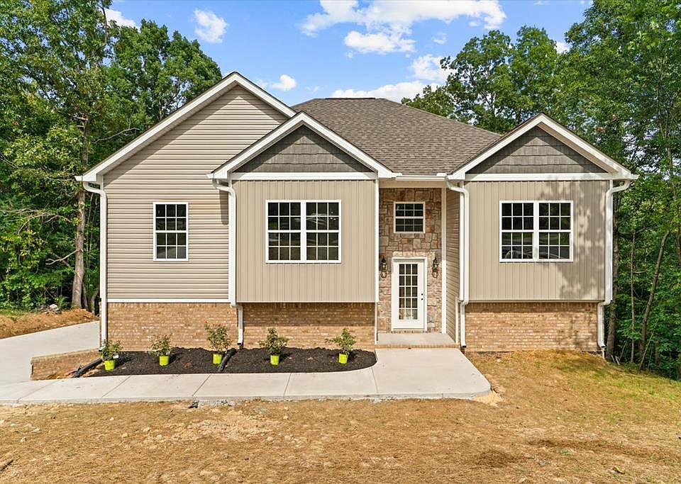 1st image of 2041 Ashley Ln