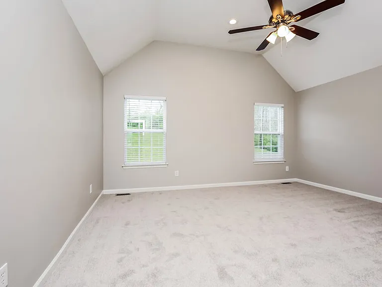 165 Claybrook Ln — Photo 13
