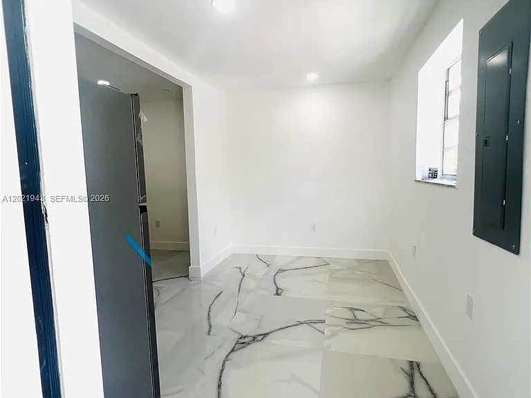 15530 SW 295th Ter #REAR — Photo 2