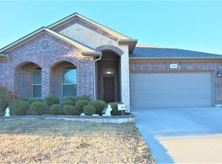 1421 Deer Hollow Dr, Arlington, TX 76002