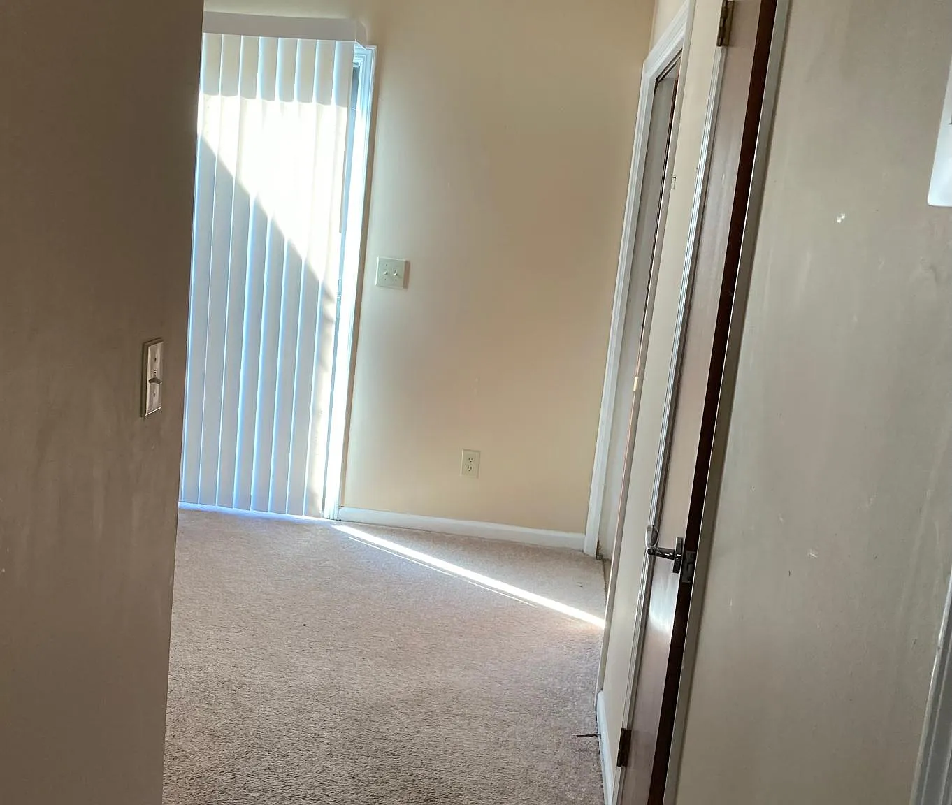 5515 Saint James St — Photo 3