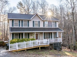 5620 Flintstone Dr, Barboursville, VA 22923