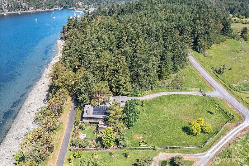 5th image of 5686 Deer Harbor Road