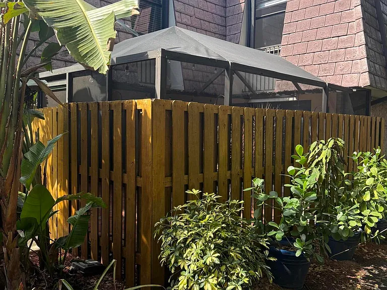 7526 Courtyard Run E — Photo 3