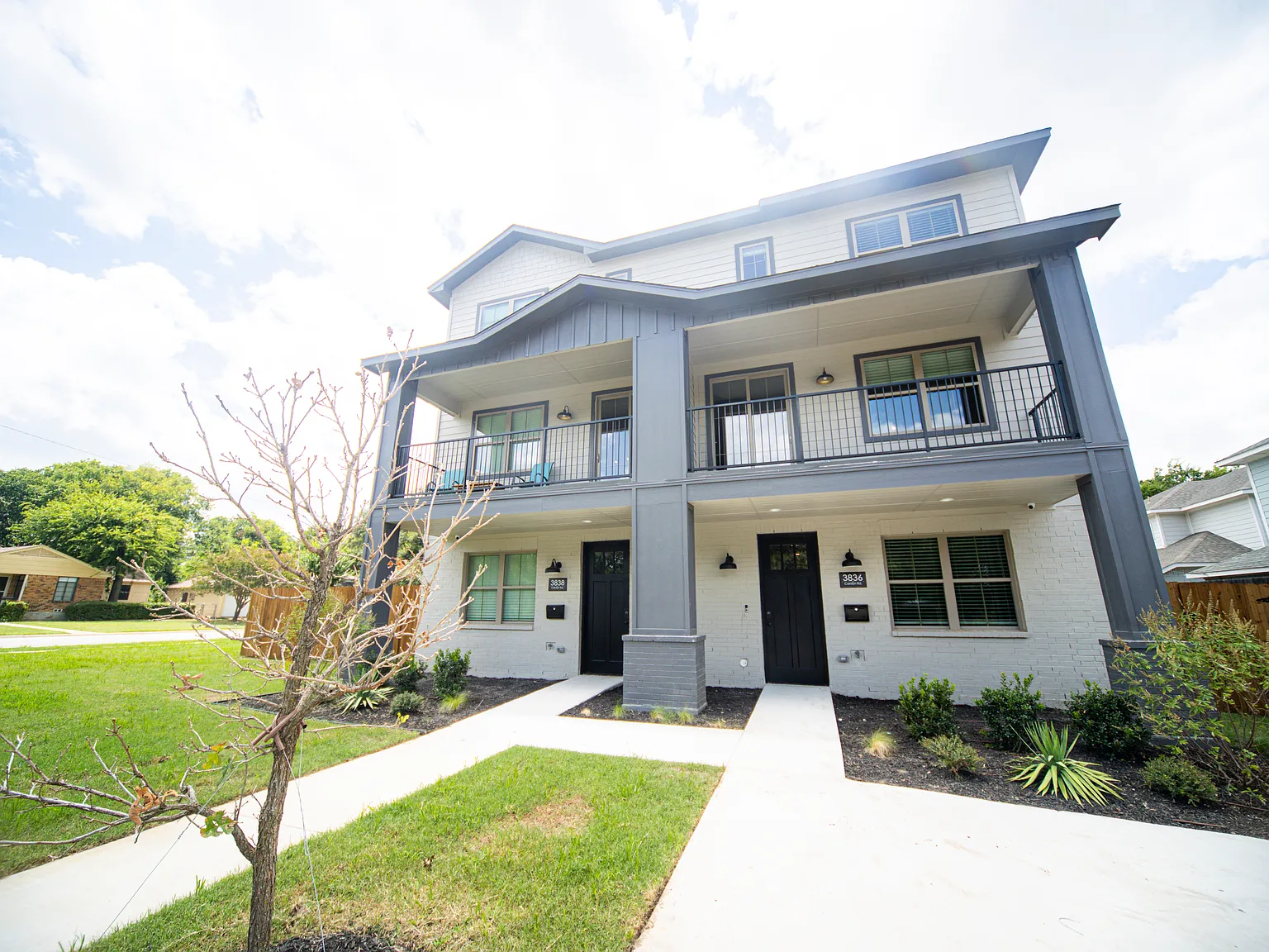 3836 Carolyn Rd — Photo 1