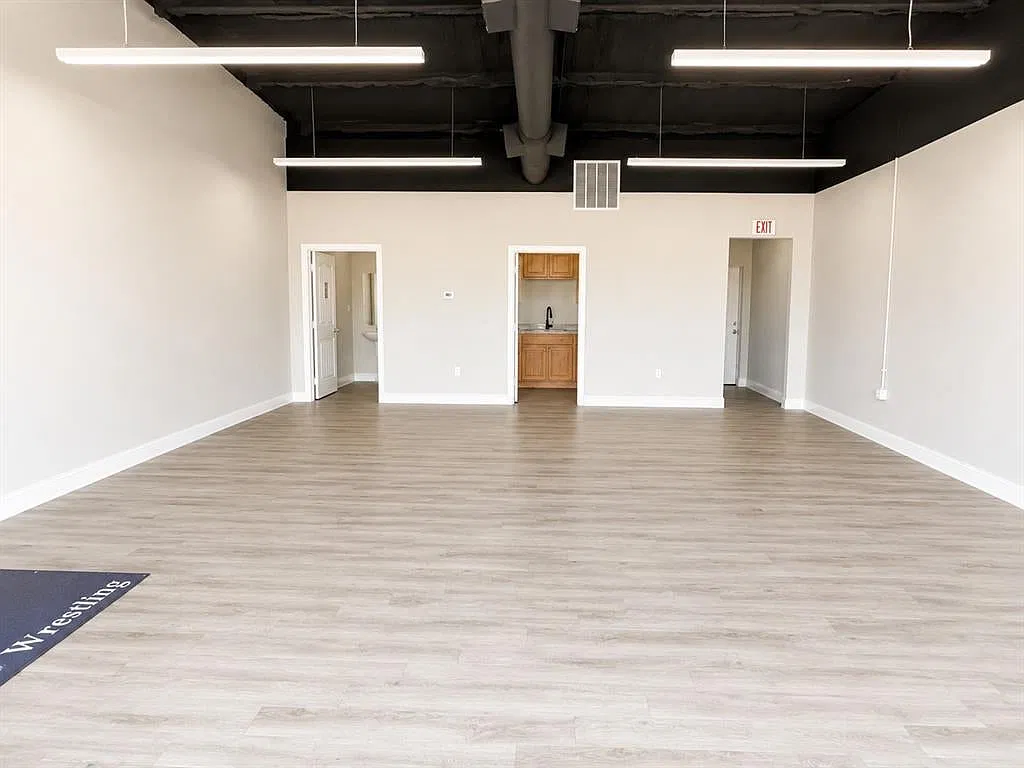 Studio, $1,400 — Photo 2