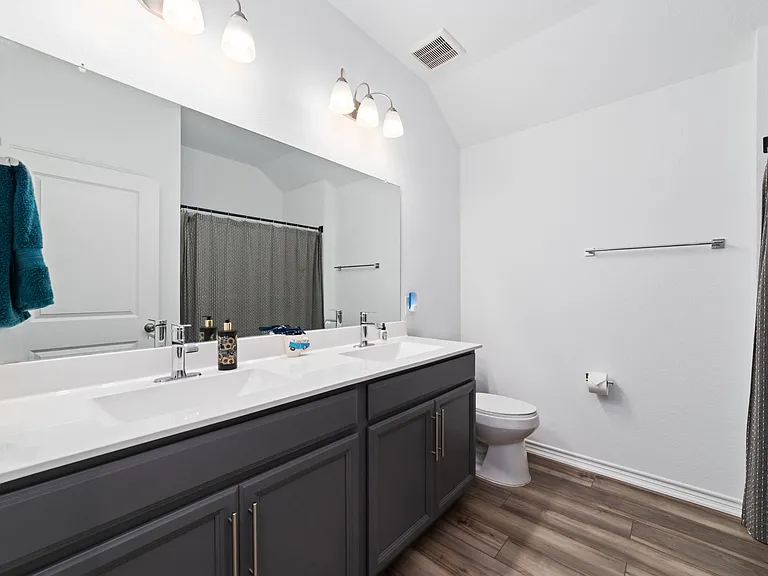 1224 Seaside Cove Ln — Photo 7