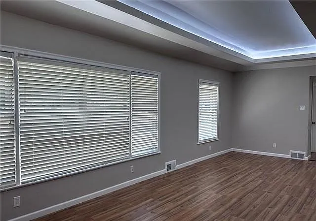 302 Old Ivy Rd NE — Photo 11