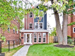 6040 Sligo Mill Rd NE, Washington, DC 20011