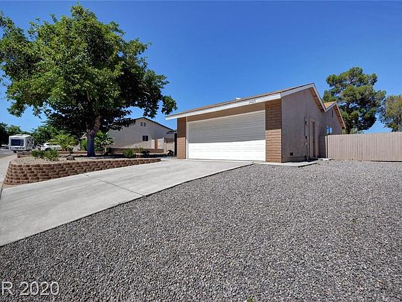 2nd image of 1403 Marita Dr