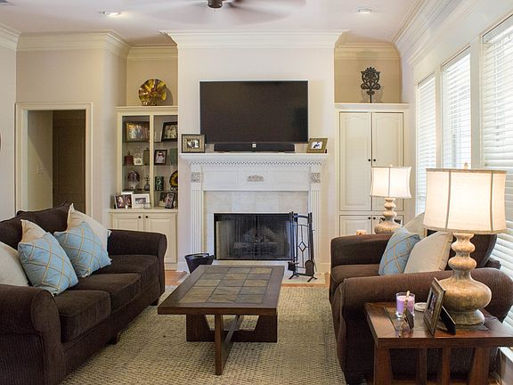 4th image of 38316 Graystone Ave