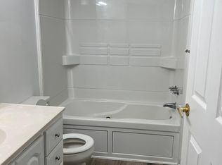 66 1st St, Manchester, NJ 08759
