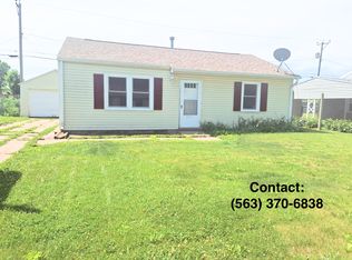 2511 W 67th St, Davenport, IA 52806