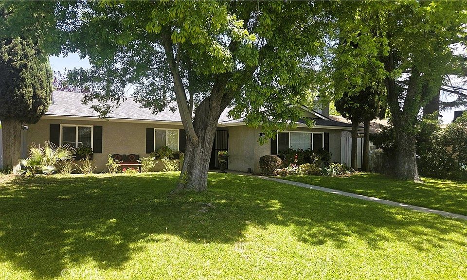 1st image of 862 Palm Ave