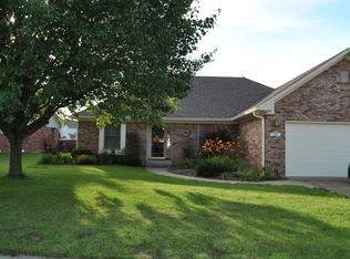 638 Leah Way, Greenwood, IN