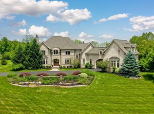1760 Woodland Hall Dr, Delaware, OH