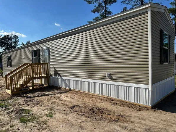 3525 E Elizabethtown Rd Lot 117, Lumberton, NC 28358