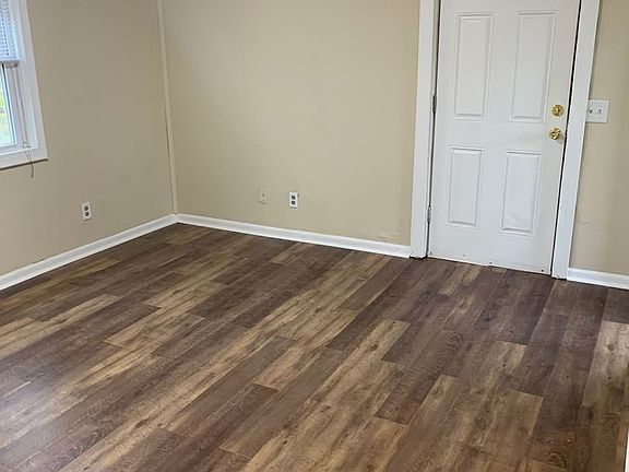 4th image of 1115 33rd Ave N #2