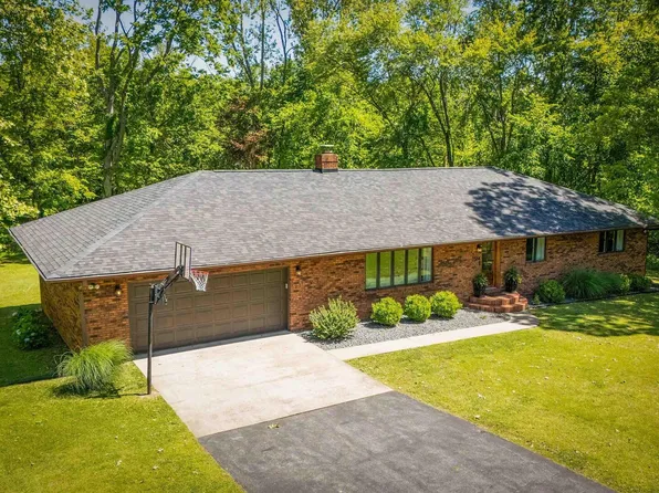 564 Cardinal Rd, Carbondale, IL 62901