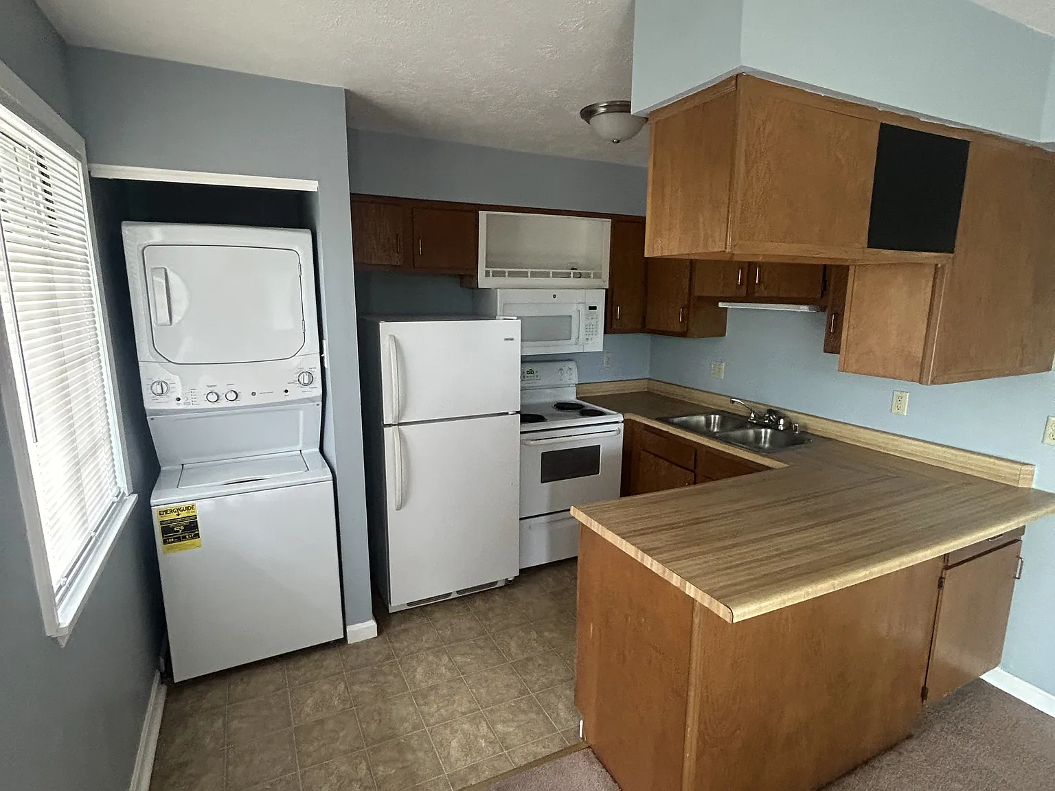 392 Shelby Avenue - Unit 12 — Photo 2