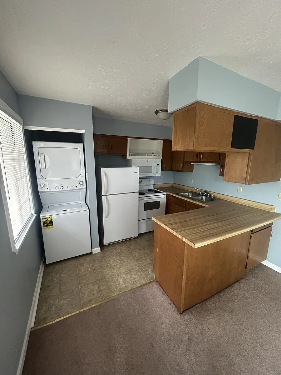 Building Photo - 392 Shelby Ave #12