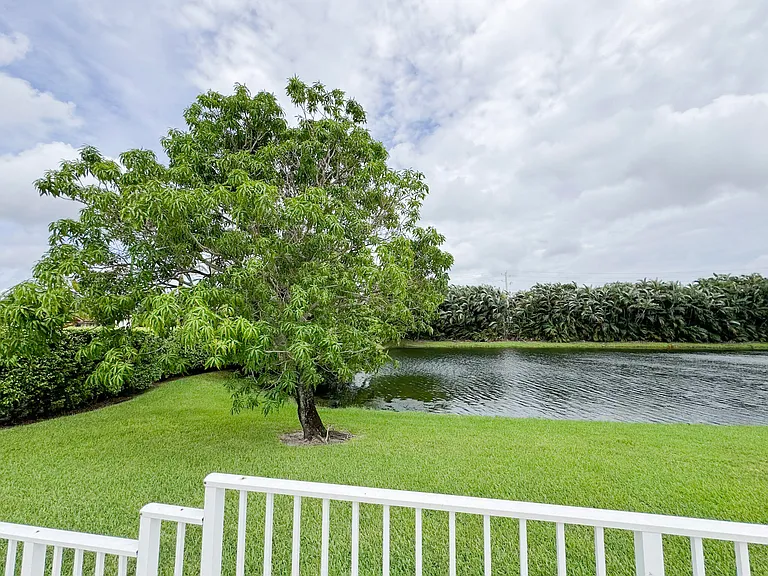 9091 Long Lake Palm Dr S — Photo 26